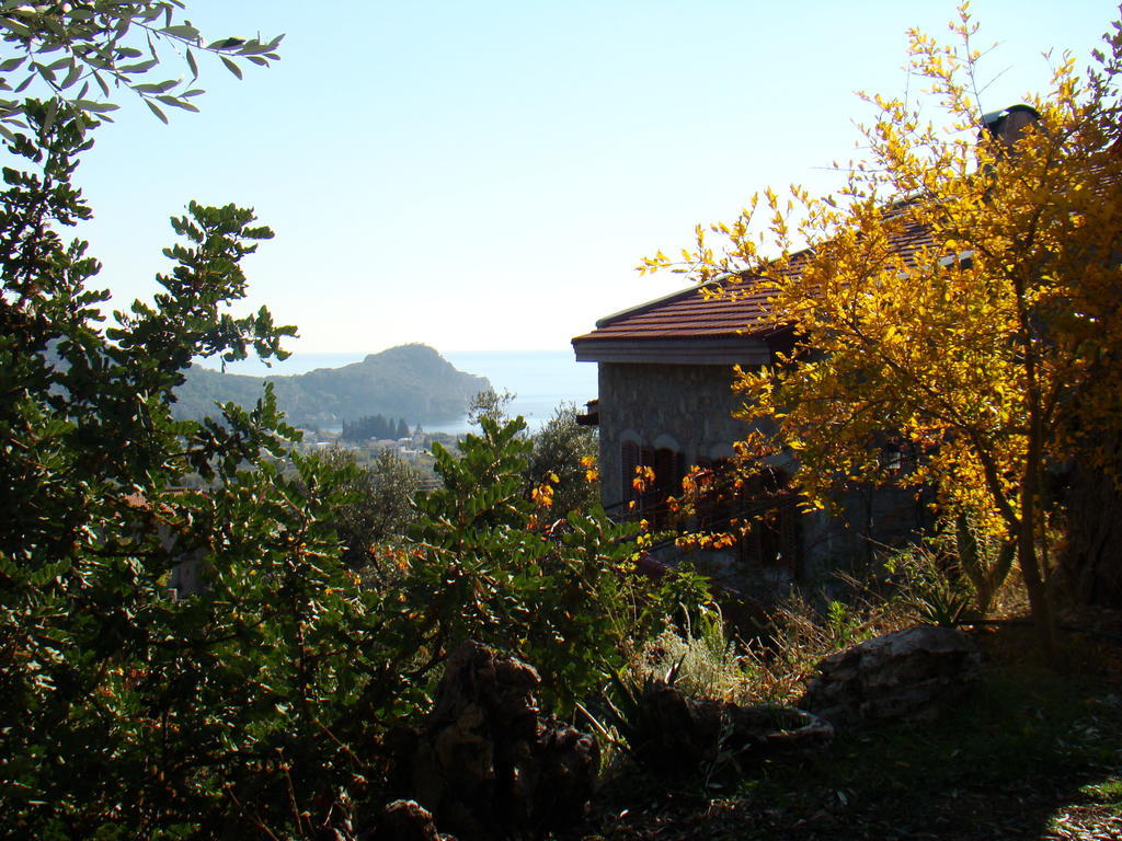 ميسوديه Villa Narlidere المظهر الخارجي الصورة